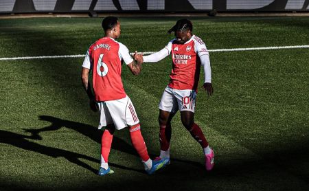 Eberechi Eze Bawa Arsenal Kembali ke Puncak Usai Kalahkan Newcastle 1-0 di Emirates