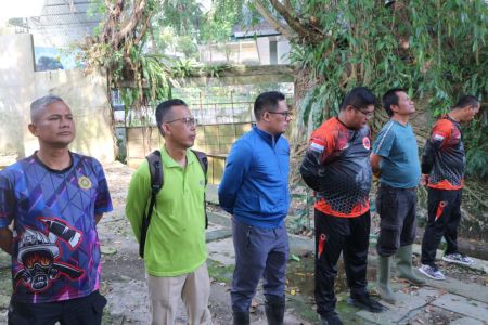 Peringati Hari Bumi dan Hari Jadi, DLH Pematangsiantar Gelar Aksi Bersih-Bersih