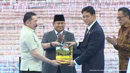 Disaksikan Prabowo, Kejagung Setor Rp 11,4 Triliun ke Negara dari Penertiban Kawasan Hutan
