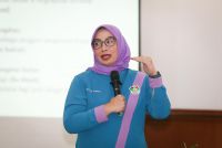 Jalan Rusak Bikin Ibu Melahirkan di Jalan, DPR: Negara Gagal Lindungi Rakyat