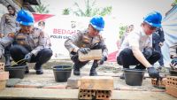 Sambut Hari Bhayangkara, Polda Sumsel Bedah 37 Rumah Warga Secara Serentak