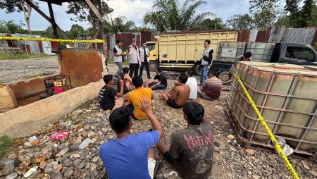 Gerebek Gudang Ilegal di Musi Rawas, Polda Sumsel Amankan 12 Pelaku