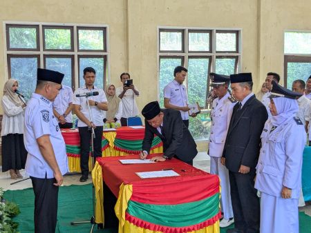 Bupati Pasaman Lantik Pj Wali Nagari Koto Rajo dan Koto Nopan