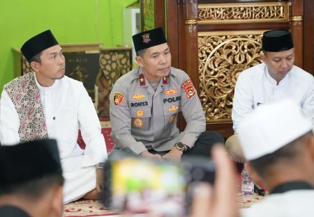 Safari Jumat, Wakapolda Sumsel Ajak Masyarakat Gandus Bersama Cegah Karhutla