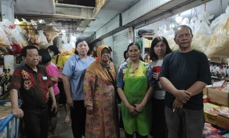 Relokasi Pedagang Pasar Sambas Masih Ditunda, Eksekusi Tertahan Proses PK