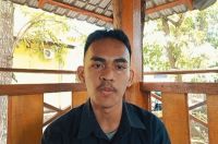 Dari Kebun Salak ke Kampus Impian, Kisah Ikhwan Lolos SNBP 2026 Bikin Haru