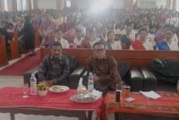 Momen Langka! Ketua DPRD dan Bupati Tapteng Duduk Berdampingan di Acara Paskah GAMKI