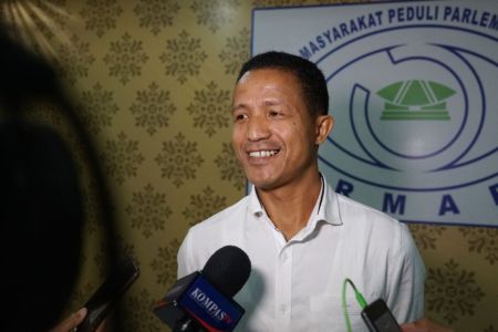 Revisi UU Polri di DPR Dinilai Janggal, Formappi Soroti Minimnya Transparansi
