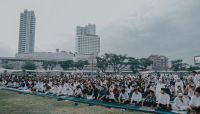 Wali Kota Rico Waas dan Ribuan Warga Medan Salat Iduladha 1447 Hijriah di Lapangan Merdeka