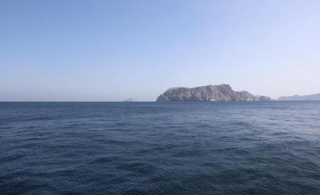 AS dan Iran Sepakati Pembukaan Selat Hormuz: Aset Rp212 Triliun Segera Dicairkan