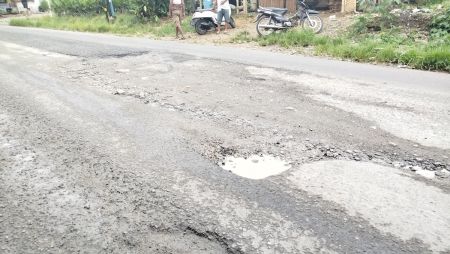 Kondisi Jalan Memprihatinkan, Pengguna Jalan Harapkan Perbaikan Segera