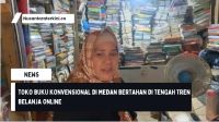Toko Buku Konvensional di Medan Bertahan di Tengah Tren Belanja Online