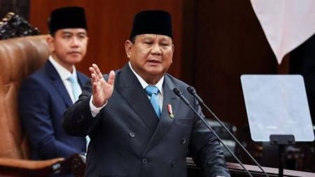 Prabowo Sebut PDIP di Luar Pemerintahan Penting untuk Jaga Demokrasi