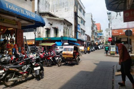 Pasar Ikan Lama Medan: Pusat Tekstil Legend yang Tetap Jadi Primadona