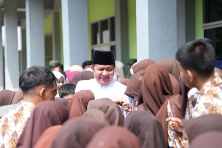 Resmikan SLB dan SMA Negeri Hayza Nur Ilmi, Herman Deru Prioritaskan 50% Siswa Kurang Mampu