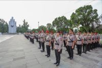 Kenang Jasa Pahlawan Jelang HUT Bhayangkara ke-80, Polda Sumut Ziarah ke TMP Medan