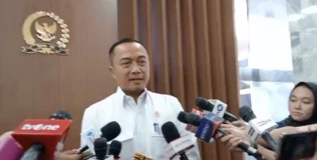 Mensesneg Bantah Isu Reshuffle, Tegaskan Hanya Ada Dua Pelantikan di Istana