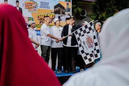 Rico Waas Lepas Peserta Fun Walk MUI Medan, Semarakkan Pekan KHAS 2026