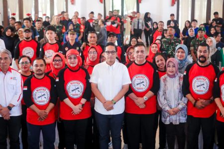 Sindir Halus Kebiasaan Ormas, Rico Waas Puji Maluku Medan Bersatu yang Gelar USG dan Donor Darah Gratis Sebelum Pelantikan ​