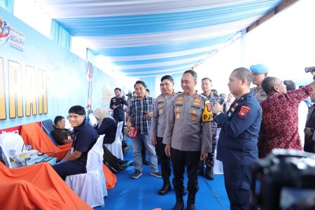 Dukung SDM Sehat, Polda Sumsel Gelar Pengobatan Gratis di Palembang