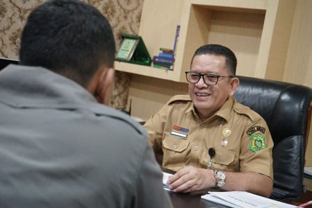 Medan Jadi Pionir Digitalisasi Bansos, Pengajuan Bansos Kini Bisa Lewat Handphone