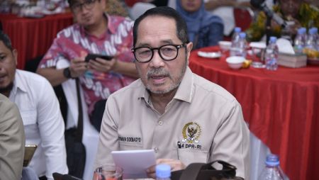 DPR Bentuk Panja Lobster, Firman: Jangan Biarkan Kekayaan Laut Dinikmati Negara Lain