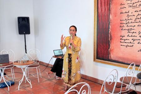 Rieke Diah Pitaloka Pertanyakan Dasar Hukum Penugasan PT Agrinas dalam Inpres Koperasi Desa