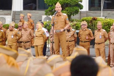Gaji Ke-13 ASN OKI Cair Hari Ini, Bupati Imbau Dahulukan Keperluan Sekolah Anak