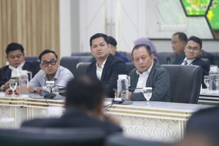 Revisi UU Polri, DPR Dukung Perpanjangan Masa Pensiun hingga 60 Tahun