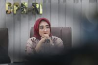 Harga Telur Anjlok, DPR Desak BGN Optimalkan Penyerapan Lewat Program MBG