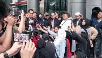 Kuasa Hukum Pertanyakan Dasar Penahanan Roy Suryo dan dr Tifa Usai Berkas P21