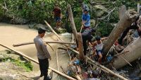 Pergi ke Ladang, Kakek 58 Tahun Diduga Hanyut di Sungai Bah Tongguran