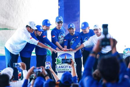 Ketika Langit Biru Bertemu Tobat Ekologis