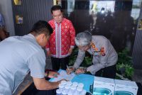 Dukung Pemberantasan Narkoba, Wali Kota Wesly Silalahi Serahkan 1.000 Alat Tes Urine ke Polres Pematangsiantar