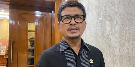 Selat Hormuz Memanas: DPR Ingatkan Ancaman bagi APBN, Inflasi dan Rupiah