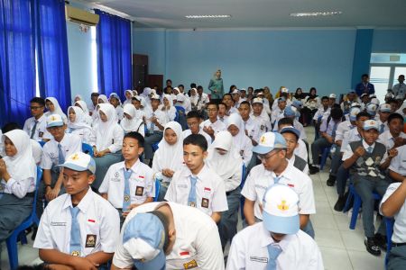 Cegah Perundungan, BKOW Sumsel Edukasi Ribuan Siswa di SMKN 2 Palembang