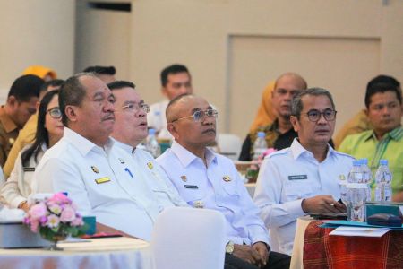 Wali Kota Pematangsiantar Hadiri Rakor Monitoring Penggunaan Tambahan Dana TKD 2026 di Medan