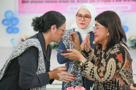 HUT ke-75 IBI, Ny Liswati Apresiasi Peran Bidan sebagai Garda Terdepan Kesehatan Ibu dan Anak di Pematangsiantar