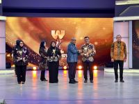 Wamenaker Afriansyah Noor: Kepercayaan Publik Dibangun Melalui Pelayanan Cepat dan Transparan