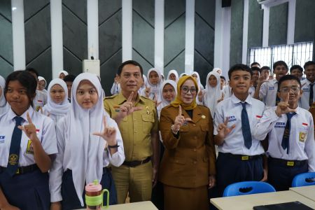 Bidik 5.000 Siswa SMP, Pemko Medan Gelar Pelatihan AI dan Literasi Digital ​