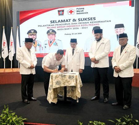 PMI Pasbar dan PMI Padang Sepakati Layanan Ambulans Gratis untuk Pasien Asal Pasaman Barat
