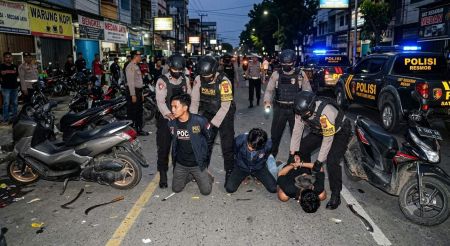 Viral Konvoi Bawa Sajam, Lima Anggota Geng Motor POC Diciduk Resmob Polrestabes Medan