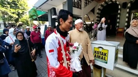 Modal Rp1,7 Juta, Pria di Nganjuk Klaim Berhasil Jalan Kaki ke Makkah Lewati 11 Negara dalam 16 Bulan