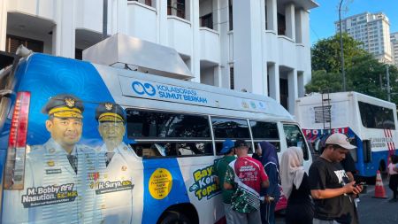 Warga Manfaatkan Samsat Keliling di CFD Medan, Bayar Pajak Jadi Lebih Mudah