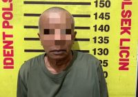 Dipergoki Curi 8 Ayam, Pria 57 Tahun di Banyuwangi Diarak Warga Keliling Kampung