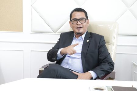 Dukung Penutupan Open Dumping Bantargebang, DPR Desak Transformasi Pengelolaan Sampah Nasional