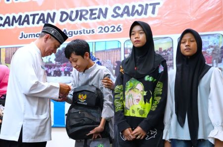 Gotong Royong Lintas Sektor, Duren Sawit Kembalikan 75 Anak Putus Sekolah ke Bangku Pendidikan