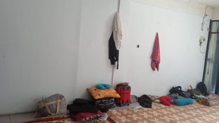 Suka Duka Guru Pendamping Dampingi Siswa Berlaga di Babak Delapan Besar Turnamen