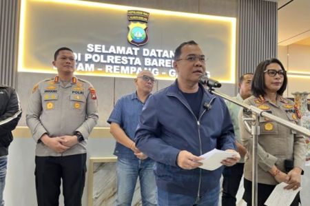 Kasino di Batam Digerebek Bareskrim, 197 Orang Diamankan, Uang Rp7,79 Miliar Disita