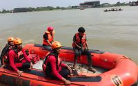 Speed Boat Tabrak Perahu di Sungai Musi, Satu Orang Hilang
